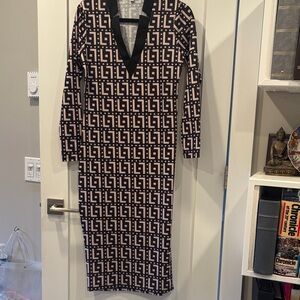 Elegant Black and Cream Long Sleeve Dress